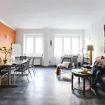 Apartment Next To Central Railway Station